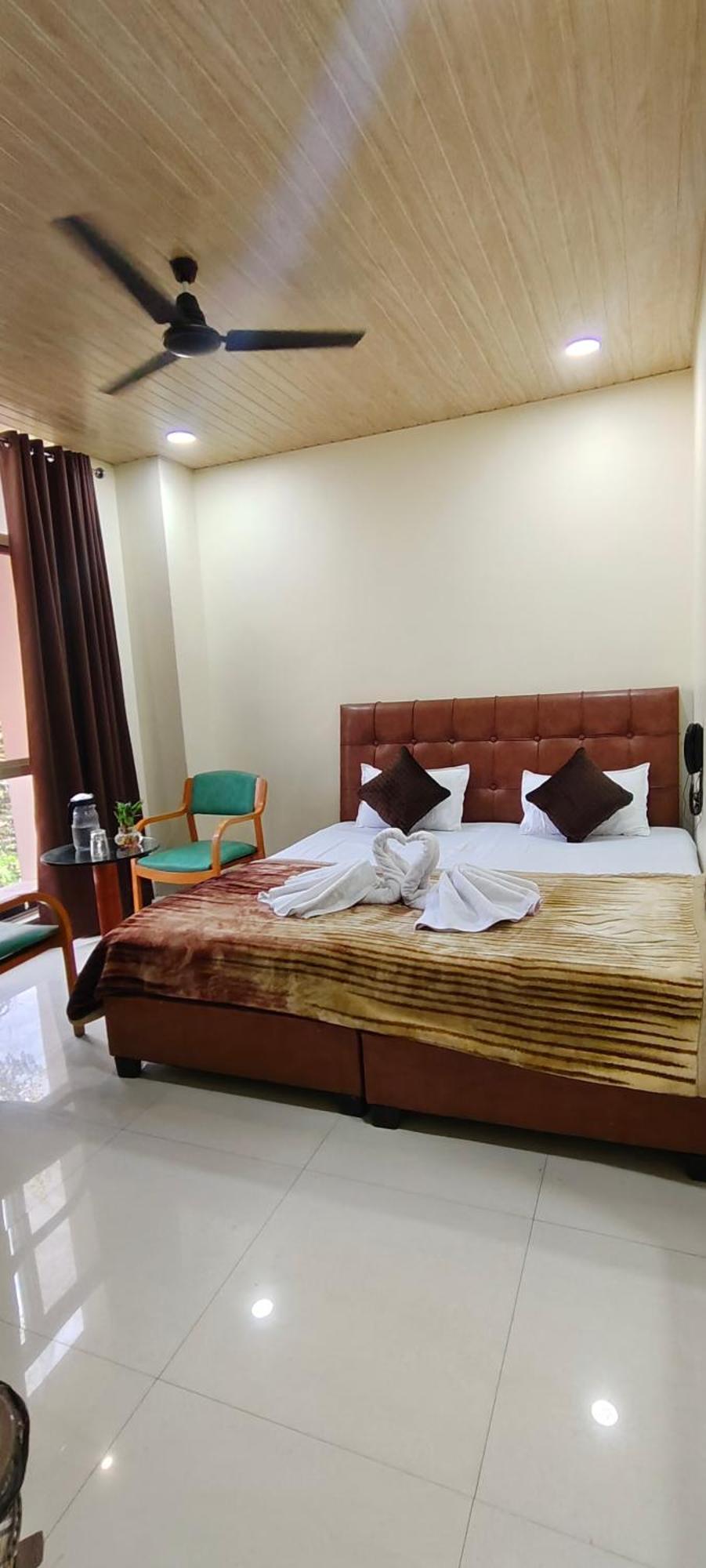 Hotel Shri Shiv Ganga Bhakt Niwas Udždžain Exteriér fotografie