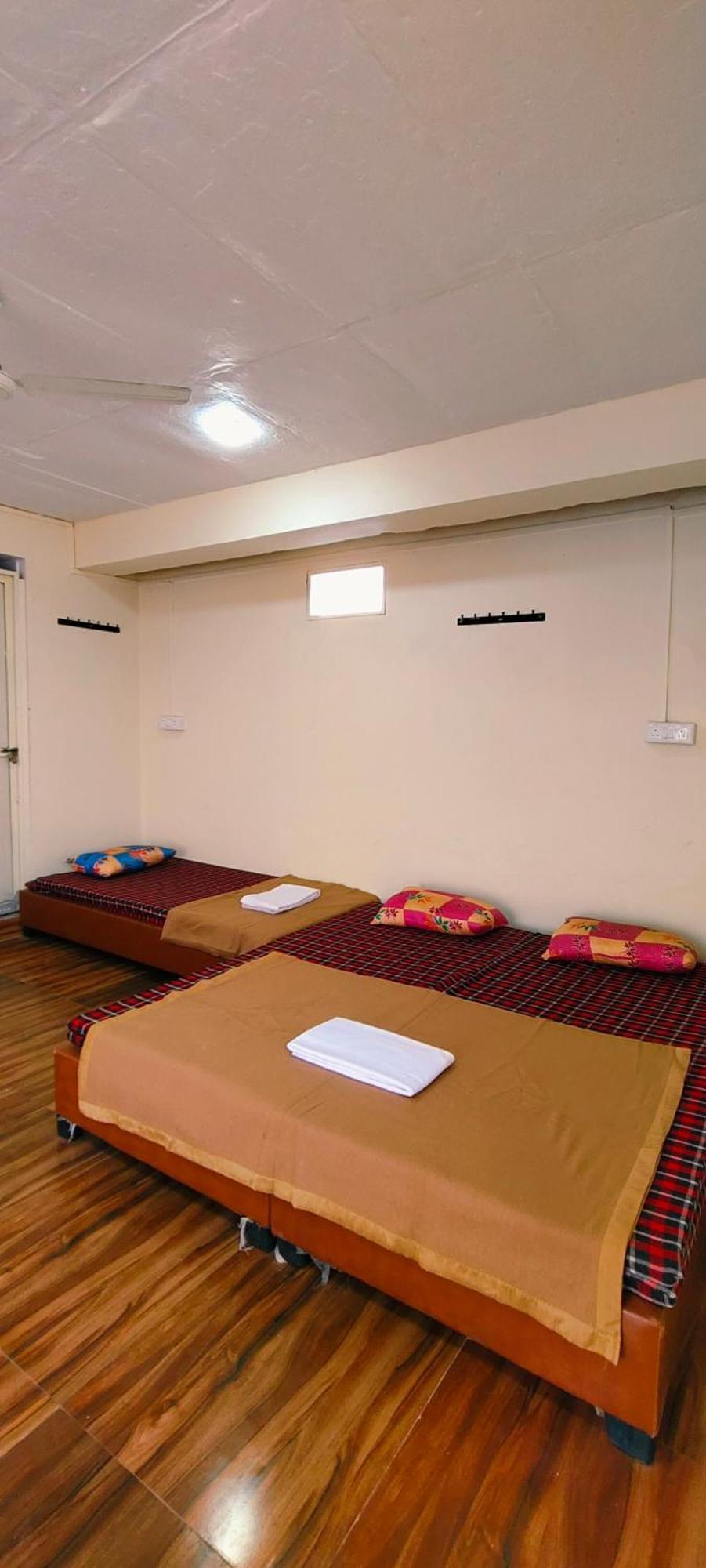 Hotel Shri Shiv Ganga Bhakt Niwas Udždžain Exteriér fotografie