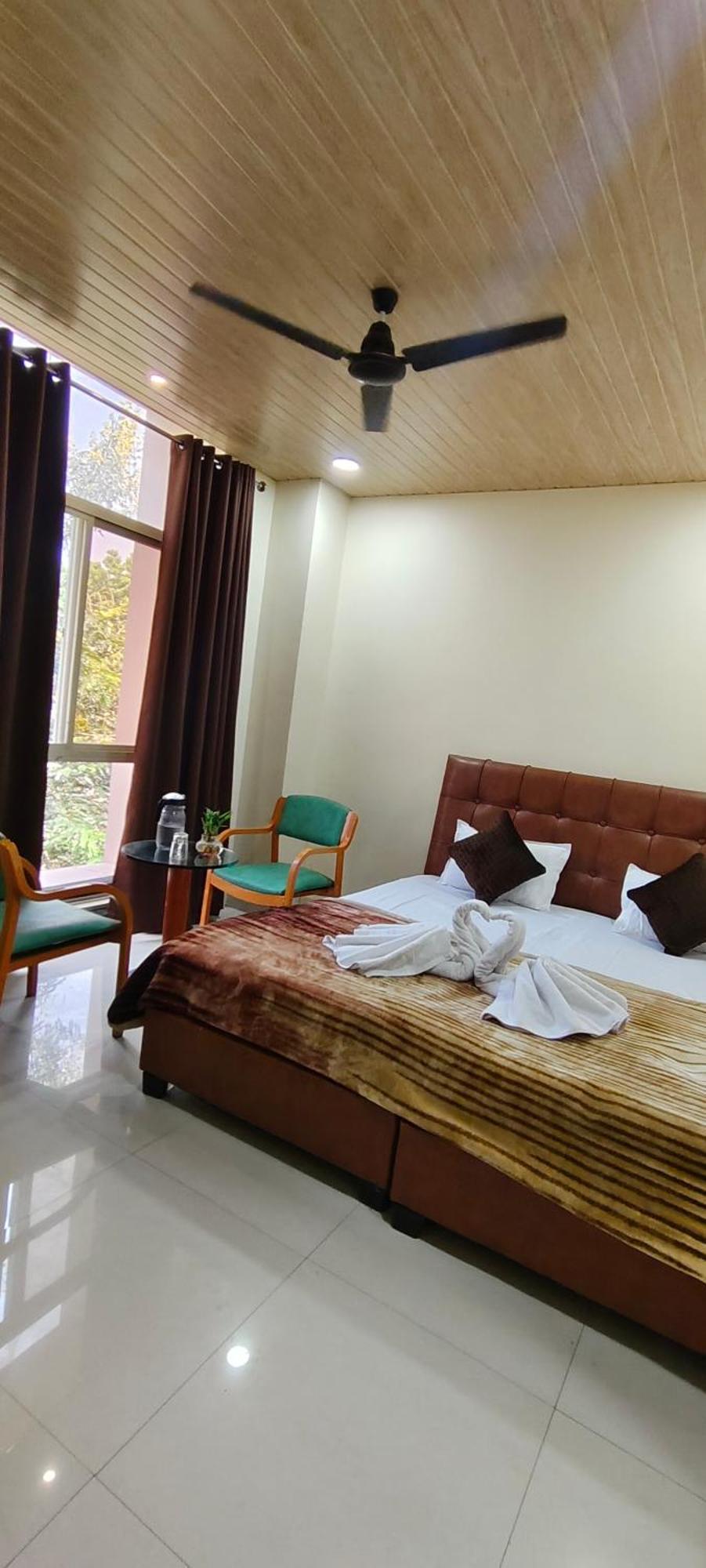 Hotel Shri Shiv Ganga Bhakt Niwas Udždžain Exteriér fotografie