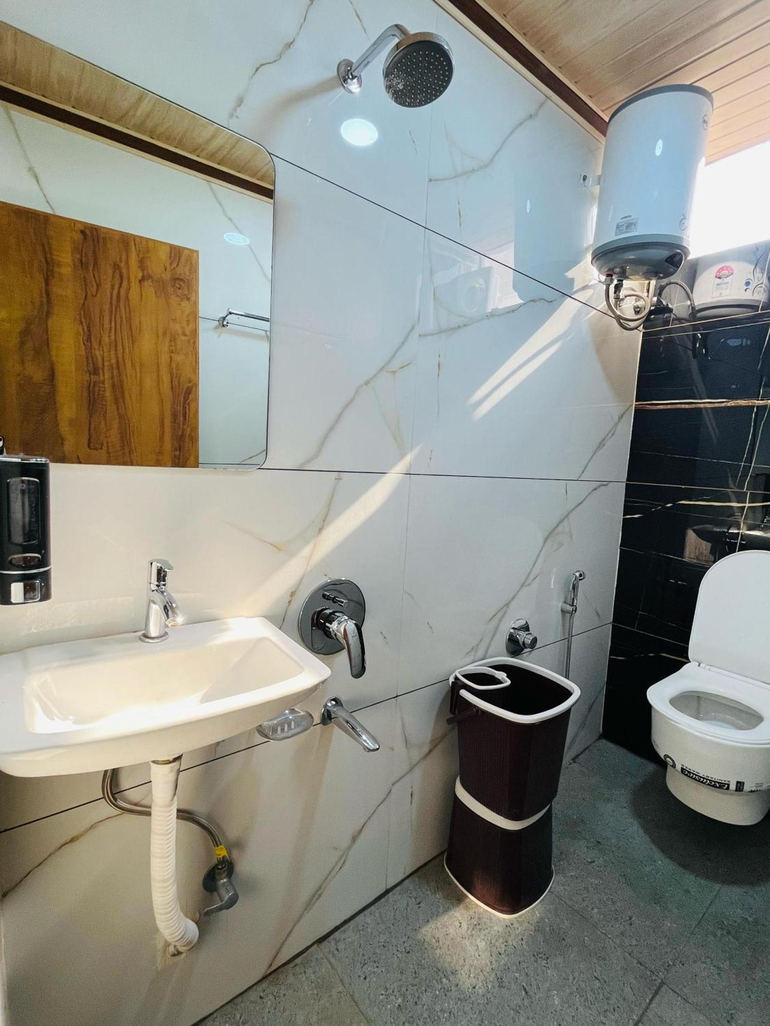 Hotel Shri Shiv Ganga Bhakt Niwas Udždžain Exteriér fotografie